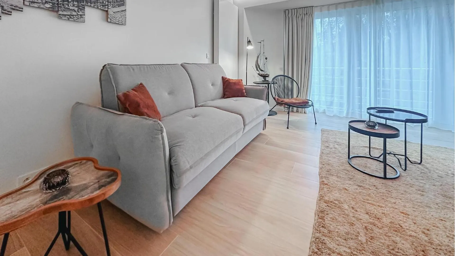 Gorgeous Apartment In Oostende With Kitchen
